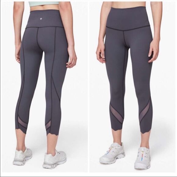 Lululemon Wunder Under Crop II Roll Down Scallop Luxtreme 24” - Picture 1 of 3